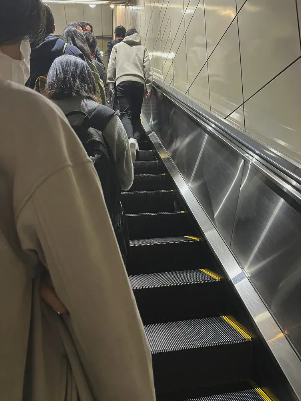 电梯
