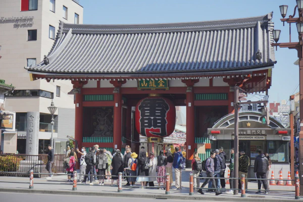 浅草寺外